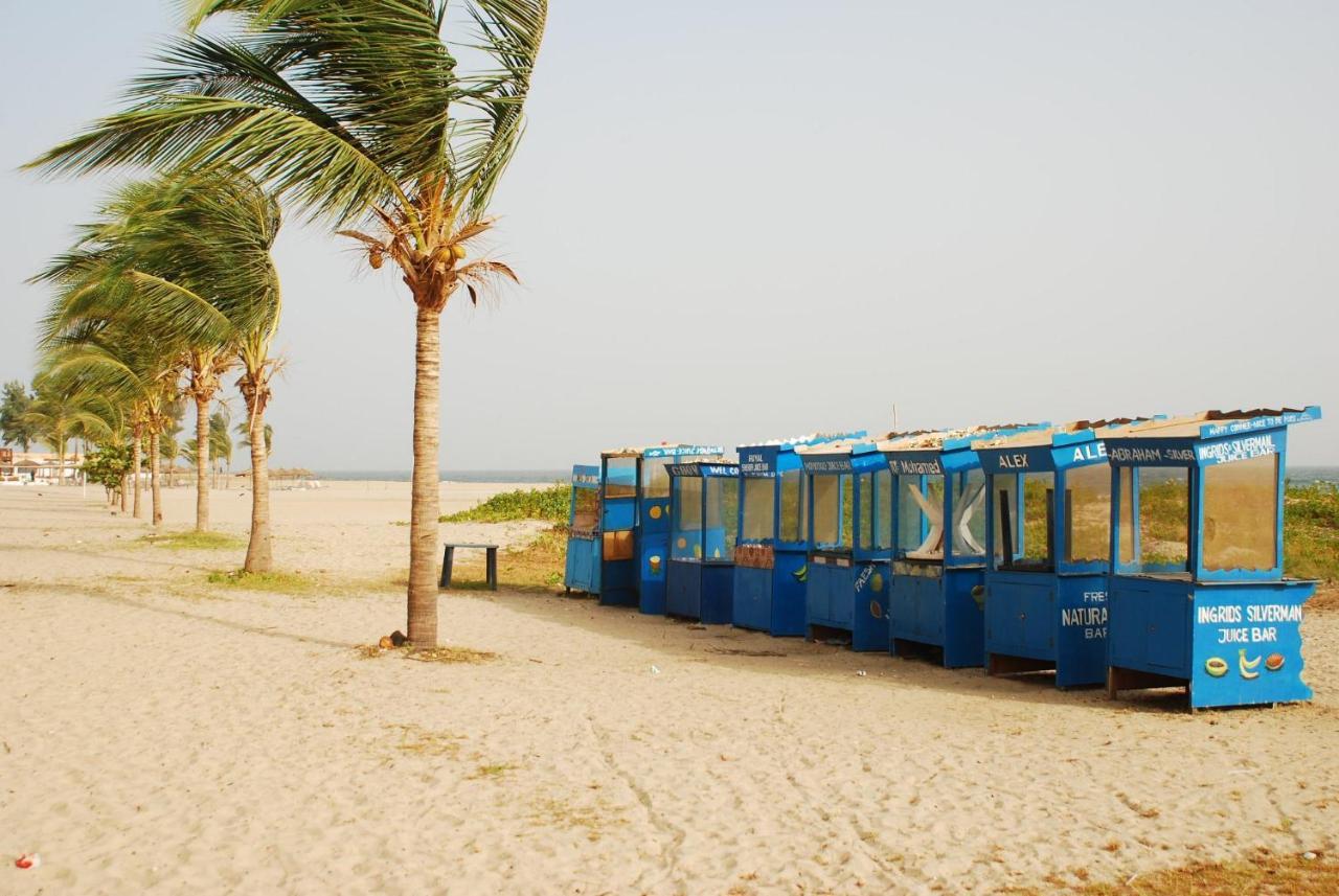 Cape Point Hotel Bakau Zewnętrze zdjęcie