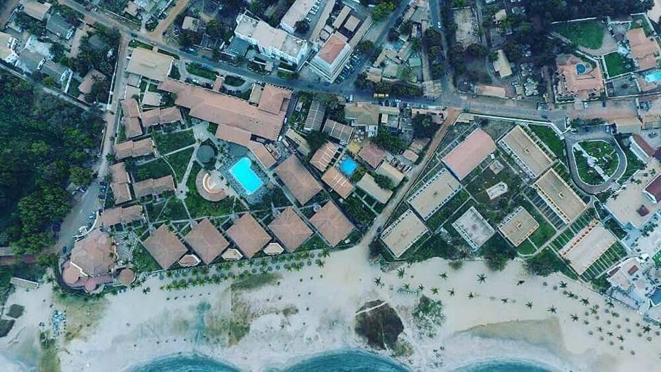 Cape Point Hotel Bakau Zewnętrze zdjęcie